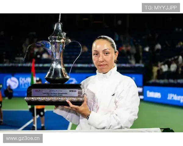 佩古拉夺冠采访翻车现场笑死了